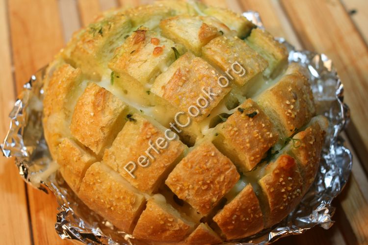 flowergarlicbread.JPG
