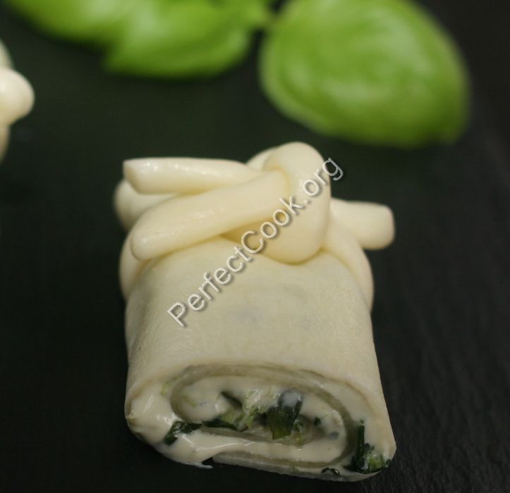 mozzarellarolls5.jpg