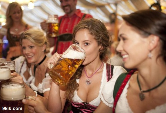 sexy_beer_eyes.jpg
