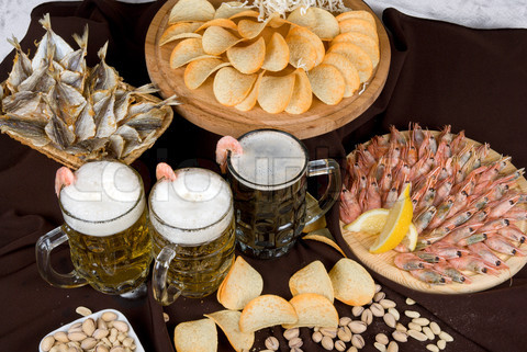 2116826_770180_beer_and_snacks_set_of_chips_pistachio_shrimp_and_fish.jpg