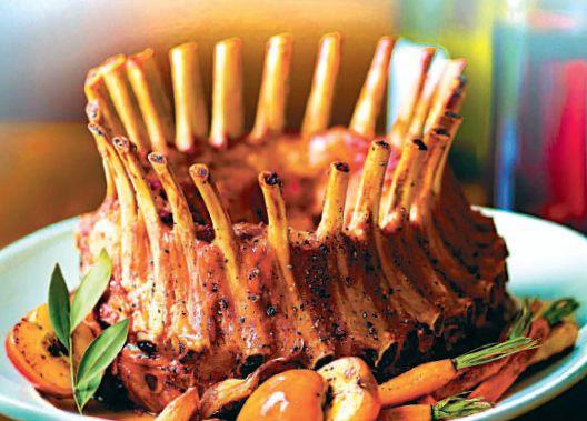 Crown_Rack_of_Lamb_with_Roasted_Vegetables.jpg