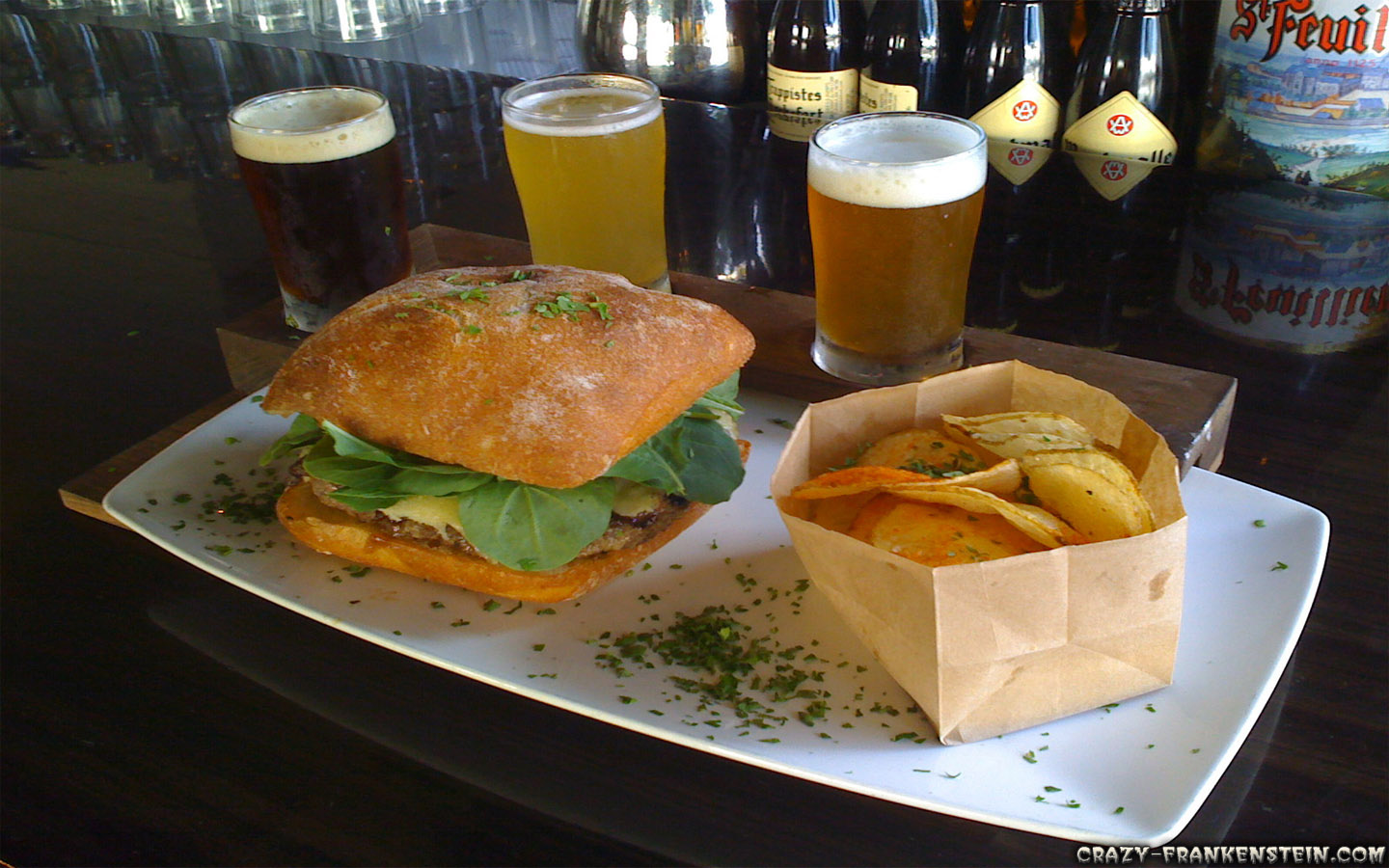 burgers_and_beer_wallpapers_1440x900.jpg