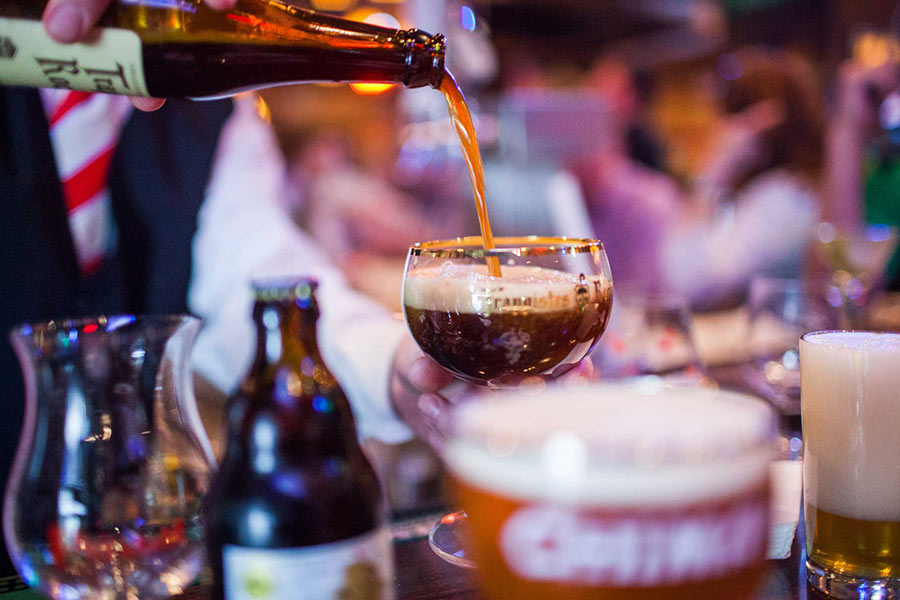 beer_pour.jpg