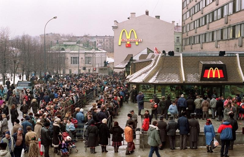 CnLfak_XEAEiqYD.jpg