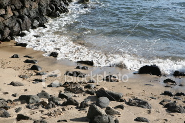 ist2_1796589_sand_rock.jpg