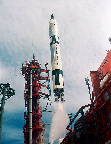 465px_Gemini_11_launch.jpg