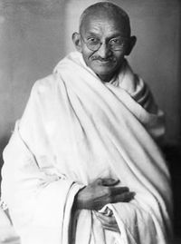 200px_Gandhi_studio_1931.jpg