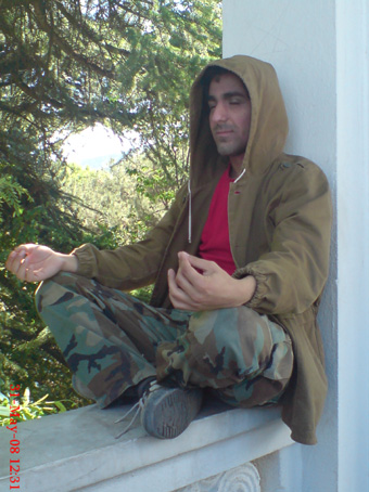 107e02ff30c0.jpg