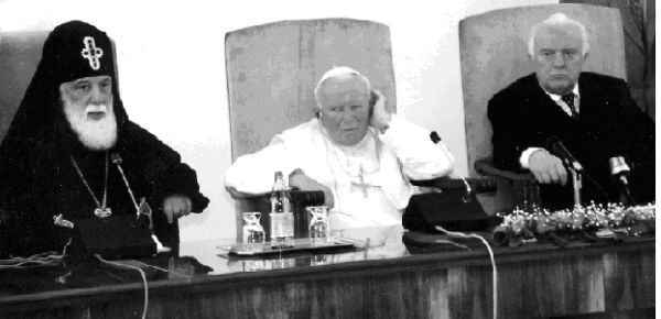 romis_papi_shevardnze_ilia_II.jpg