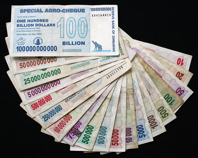 800px_Zimbabwe_Hyperinflation_2008_notes.jpg