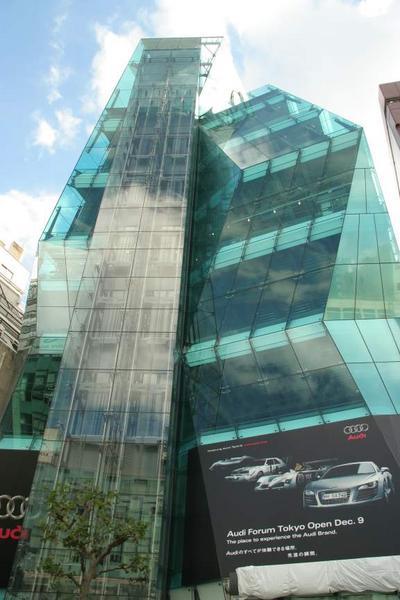 682649_Audi_Forum__the_iceberg__Benjamin_Warner_0.jpg