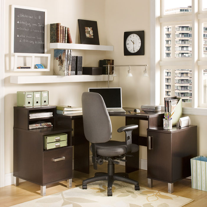cornerdesk15.jpg
