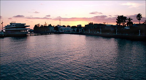 Sukhumi__in__night.jpg