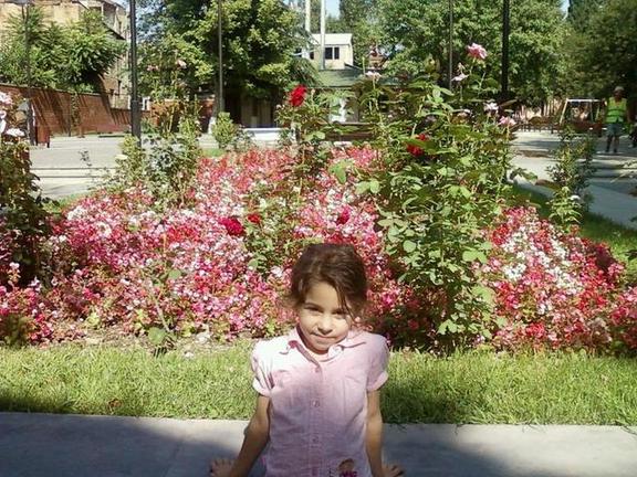 elene.jpg