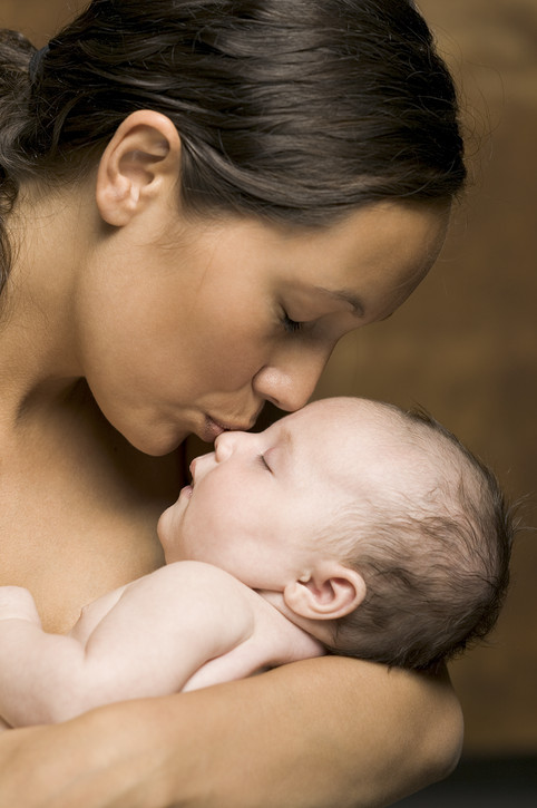 mother_kissing_baby_nose.jpg