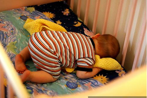 Best_sleeping_position_for_babies.jpeg