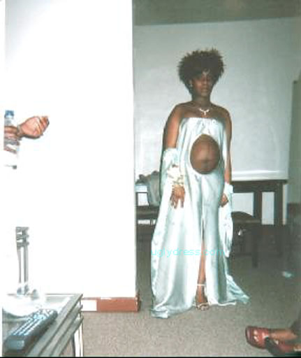 uglydress_1996_1530221.jpg