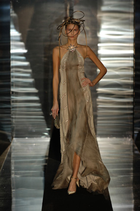 giorgio_armani_gown23.jpg