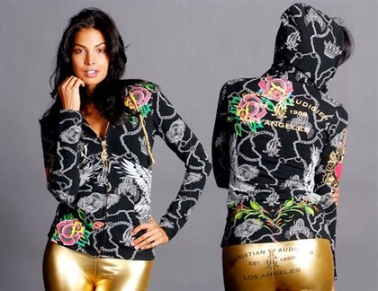 CA_Hoodey_Woman_031.jpg