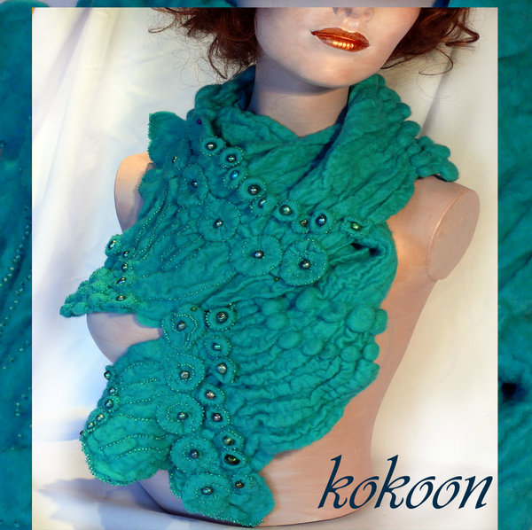 sea_felted_scarf_by_kokonok.jpg