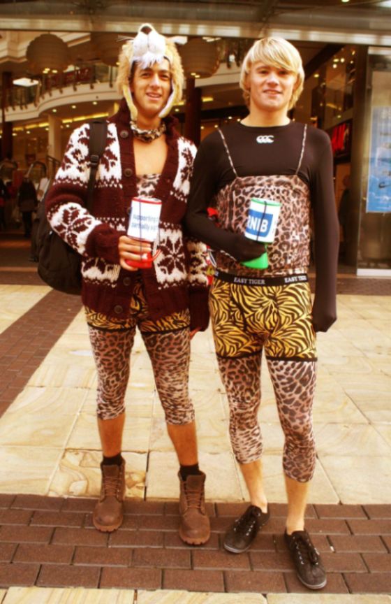 5_Street_Fashion_Final_23_Oct_2010_Medium.jpg