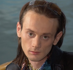 l.jpg