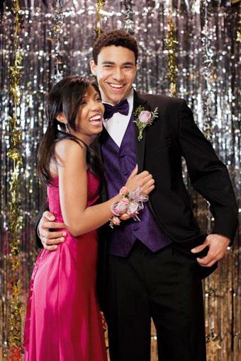 girl_boy_prom_1244042907961.jpg