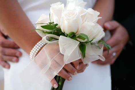105407_cheap_wedding_bouquets.jpg