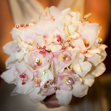 Bridal_flowers_cymbidum_dendrobium_orchids.jpg