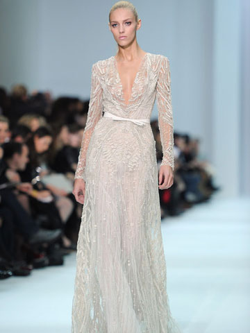 1327584262Elie_Saab_Runway_Paris_Fashion_Week_Haute_4eUKdQMtmr_l.jpg