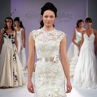 Gucci_Wedding_Dresses_3.jpg