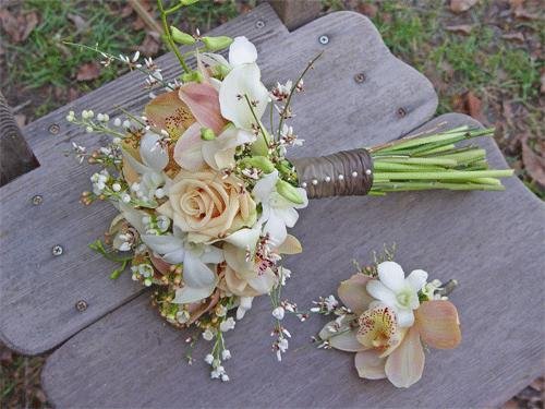 X_Orchid_wedding_flowers1.jpg